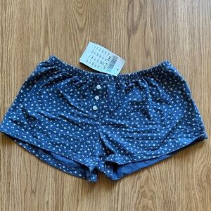 NWT Brandy Melville Navy Blue Floral Print Shorts